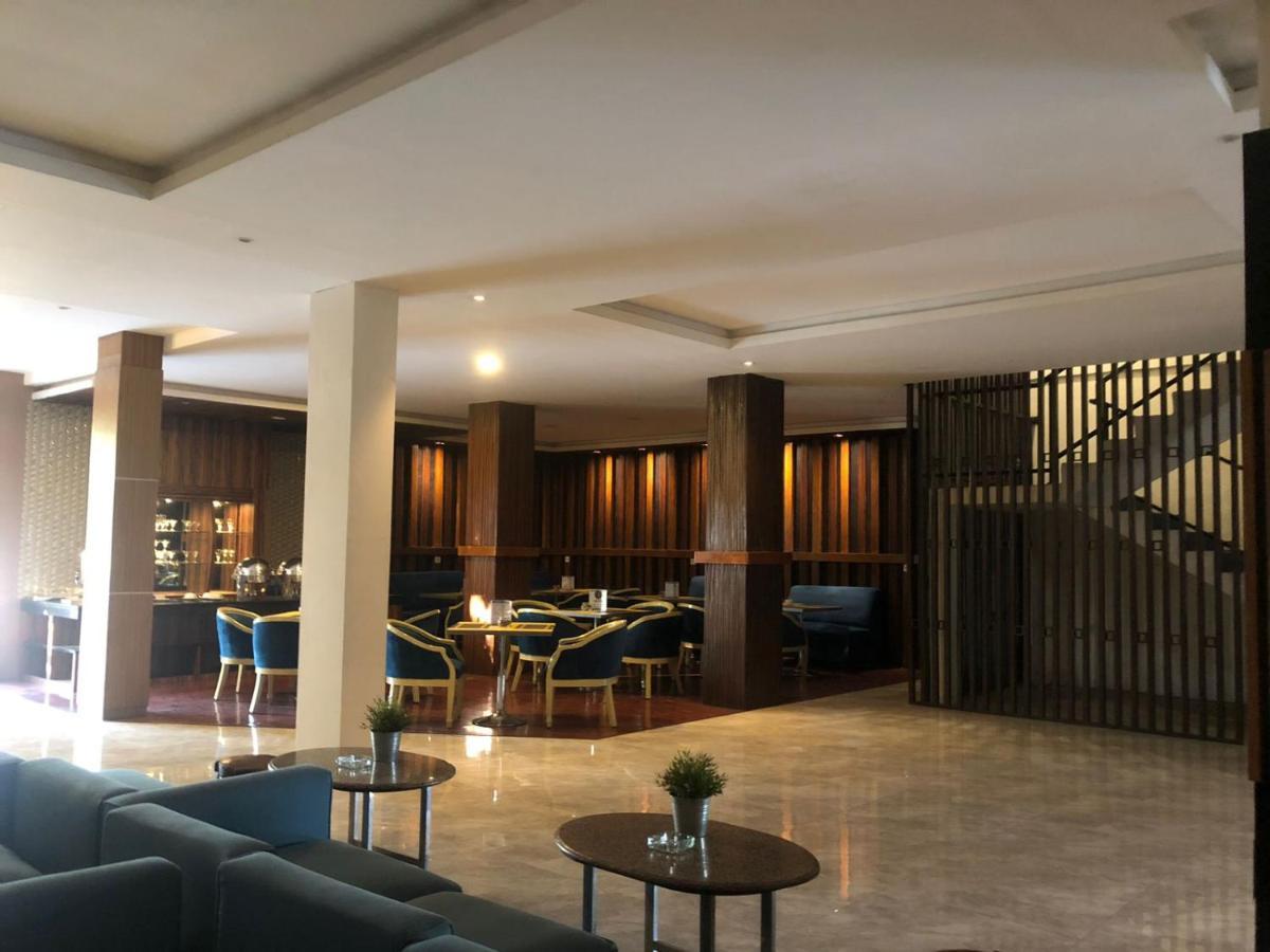 Hotel Aruni Ancol Yakarta Exterior foto