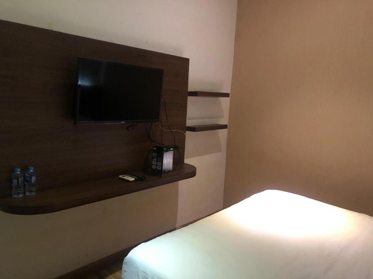 Hotel Aruni Ancol Yakarta Exterior foto